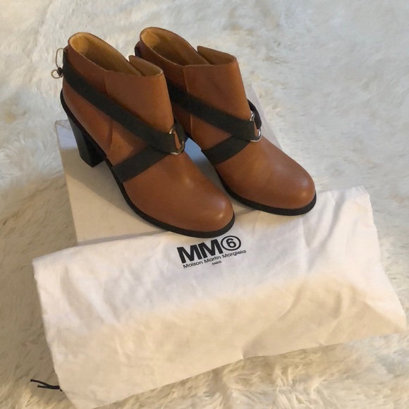MM6 Maison Martin Margiela Shoes - Maison Martin Margiela MM6 NIB brown & black strap booties 🔥🍁